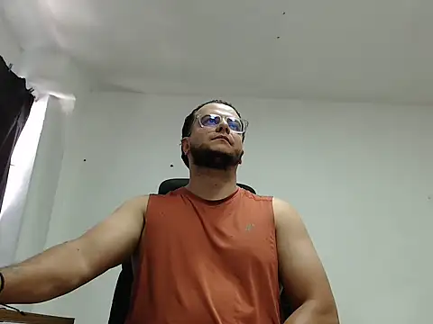 cloudsxxx online show from April 9, 3:29 pm