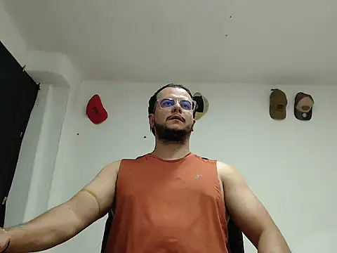 Snapshot of cloudsxxx chatting on March 4, 12:40 am cloudsxxx online show from March 4, 12:40 am