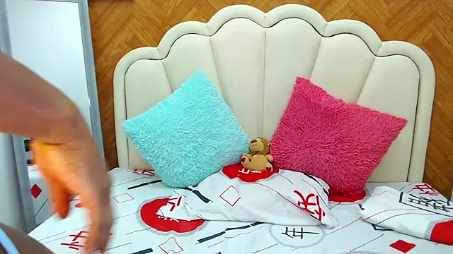 Snapshot of mariahsugarr chatting on October 29, 1:48 am mariahsugarr online show from October 29, 1:48 am