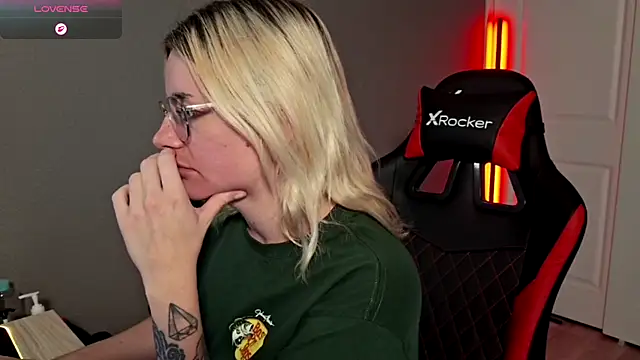 Charlies world online show from September 22, 5:30 pm