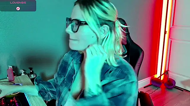 Charlies world online show from October 30, 5:54 pm