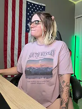 Charlies world online show from May 15, 5:44 pm