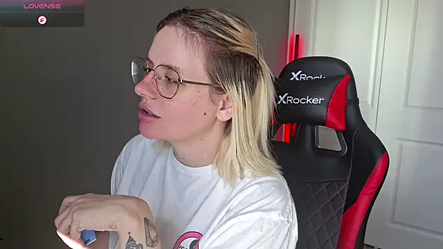 Charlies world online show from October 21, 6:18 pm