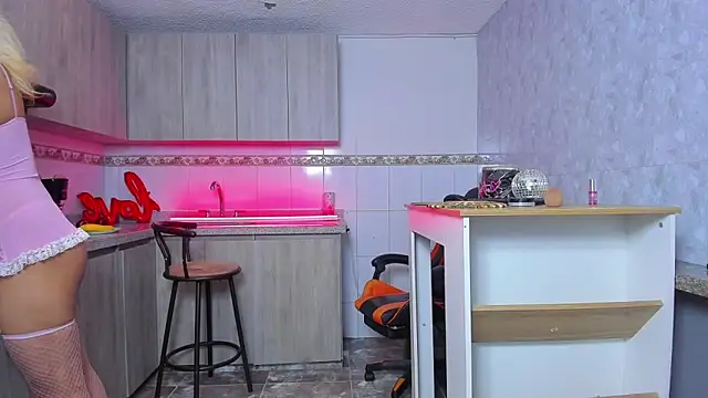 ZaiMoon  online show from October 2, 9:51 pm