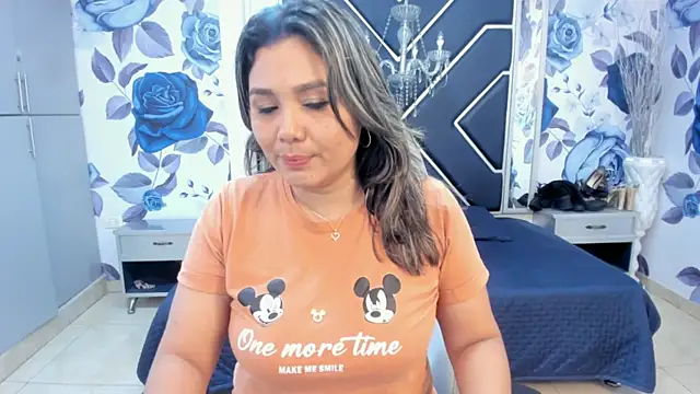 LatinaHoleQueen online show from October 11, 2:18 pm