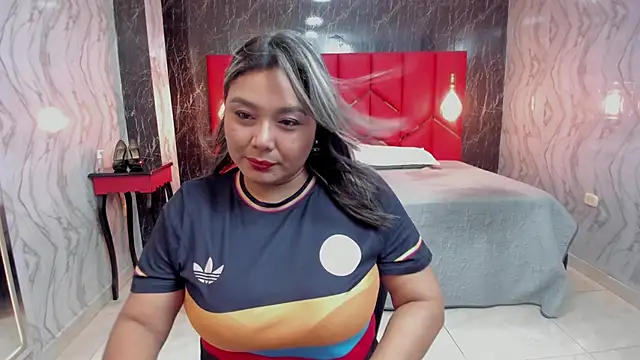 LatinaHoleQueen online show from April 4, 2:34 pm