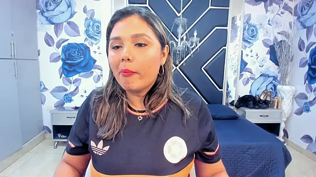 LatinaHoleQueen online show from October 14, 2:50 pm