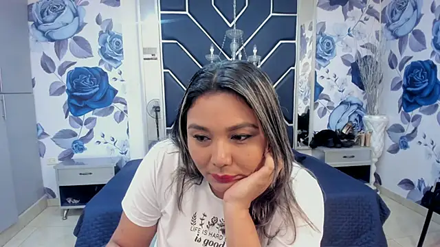 LatinaHoleQueen online show from October 8, 2:18 pm