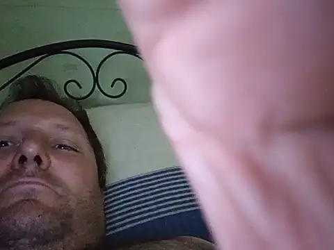 Snapshot of fabiojuve81 chatting on June 17, 8:19 pm fabiojuve81 online show from June 17, 8:19 pm
