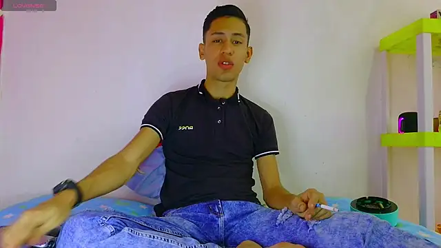 dylan apol0 online show from January 18, 4:27 am