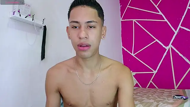 dylan apol0 online show from December 20, 2:03 am