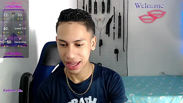 dylan apol0 online show from October 26, 7:09 am