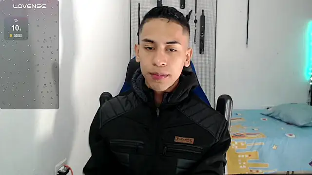 dylan apol0 online show from September 21, 4:28 am