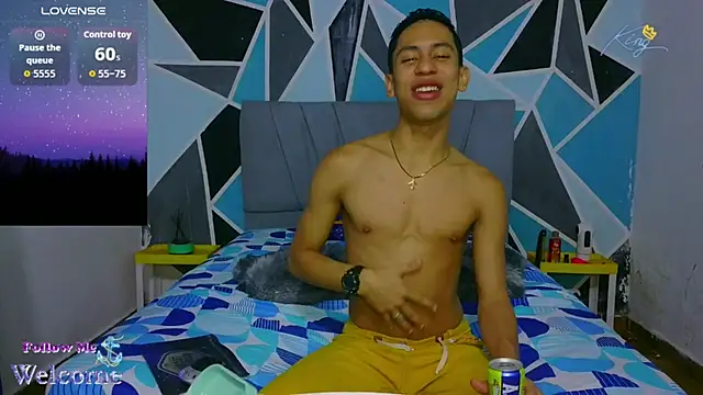 Snapshot of dylan_apol0 chatting on May 30, 1:34 am dylan apol0 online show from May 30, 1:34 am