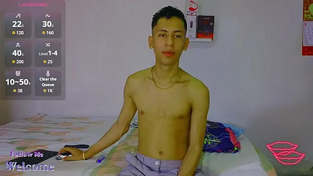 dylan apol0 online show from March 14, 12:05 am