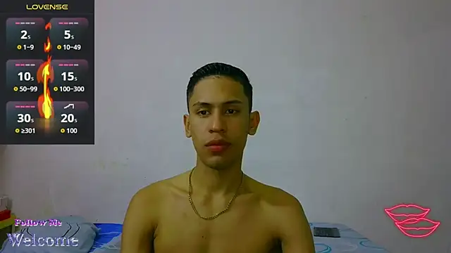 dylan apol0 online show from April 15, 4:07 am