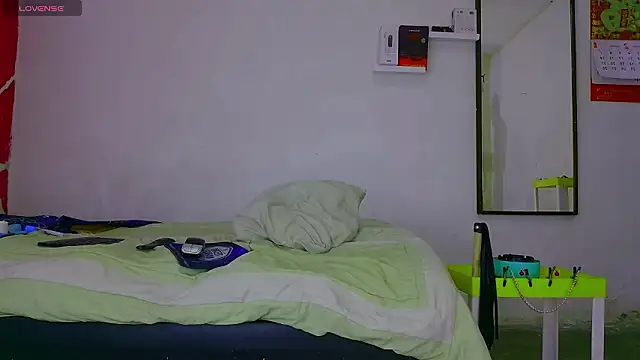 dylan apol0 online show from February 20, 6:26 am