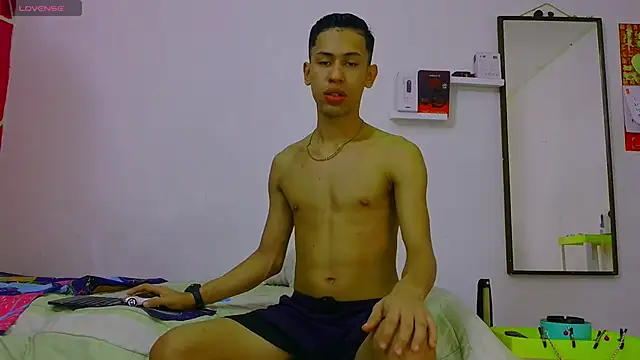 dylan apol0 online show from February 21, 3:08 am