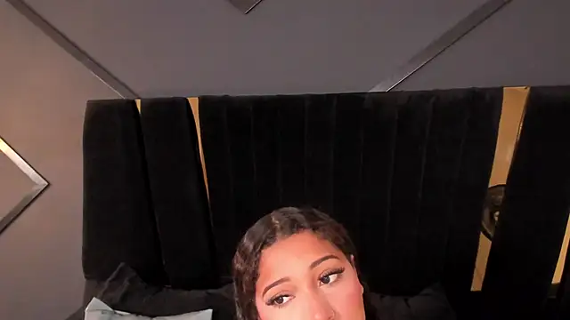Snapshot of arisha_williams chatting on September 24, 5:30 pm arisha williams online show from September 24, 5:30 pm