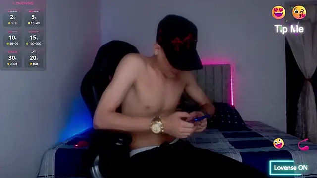 Snapshot of Ethanho0t chatting on June 29, 3:57 am Ethanho0t online show from June 29, 3:57 am