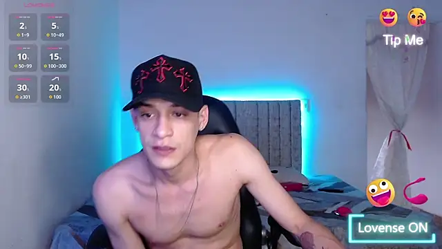 Ethanho0t online show from May 29, 6:47 pm