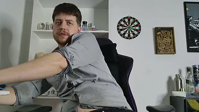 aaron nvk online show from October 30, 9:33 pm