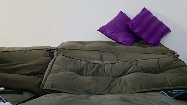 aaron nvk online show from September 8, 8:30 pm