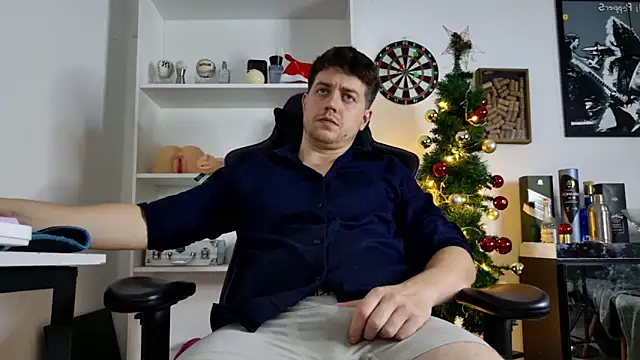 aaron nvk online show from December 21, 4:58 am