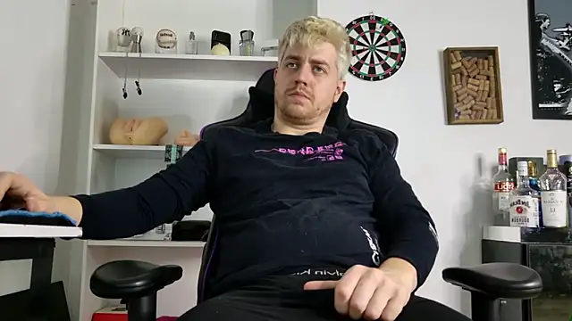 aaron nvk online show from April 14, 7:41 pm