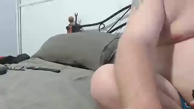 bobdown17 online show from November 27, 12:00 am