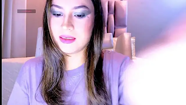 InnoocentLunaa online show from January 12, 1:34 am