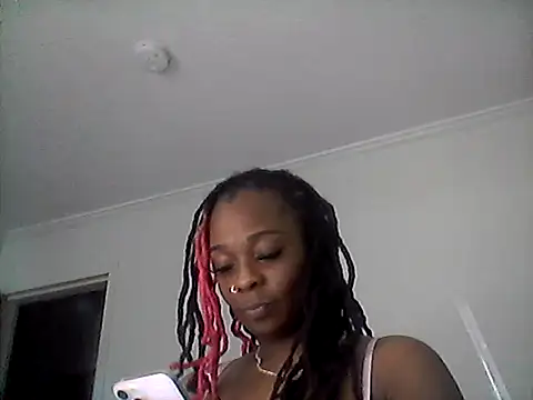 Sunflower Synns online show from October 17, 6:53 pm