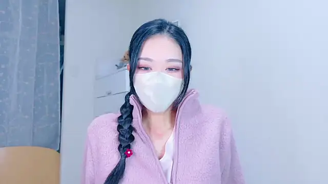 ramuchan desu online show from November 23, 1:37 am