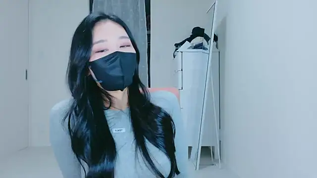 ramuchan desu online show from January 7, 1:32 am