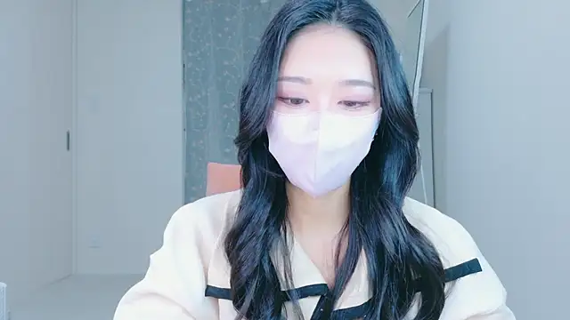 ramuchan desu online show from April 28, 12:20 am