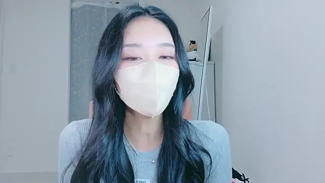 Snapshot of ramuchan_desu chatting on June 17, 12:21 am ramuchan desu online show from June 17, 12:21 am