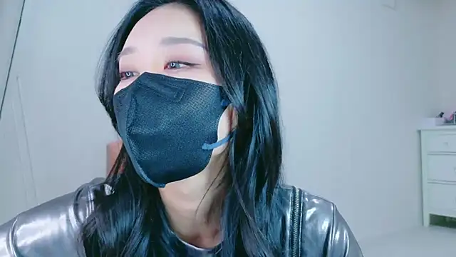 ramuchan desu online show from November 8, 1:31 am