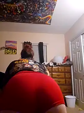 Snapshot of nuttiebuddy1 chatting on September 26, 12:06 am nuttiebuddy1 online show from September 26, 12:06 am