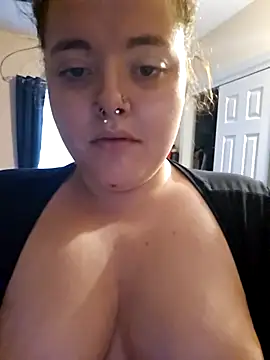 Snapshot of nuttiebuddy1 chatting on October 12, 6:42 pm nuttiebuddy1 online show from October 12, 6:42 pm