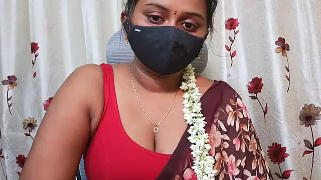 Snapshot of Pavani-Sexy chatting on July 16, 4:42 am Pavani-Sexy online show from July 16, 4:42 am
