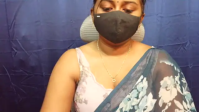 Snapshot of Pavani-Sexy chatting on July 3, 4:41 am Pavani-Sexy online show from July 3, 4:41 am