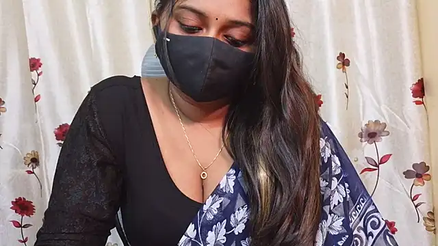 Snapshot of Pavani-Sexy chatting on July 17, 4:53 am Pavani-Sexy online show from July 17, 4:53 am