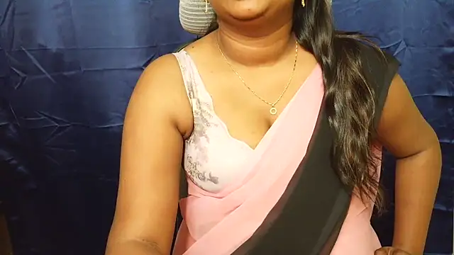 Snapshot of Pavani-Sexy chatting on June 16, 5:02 pm Pavani-Sexy online show from June 16, 5:02 pm