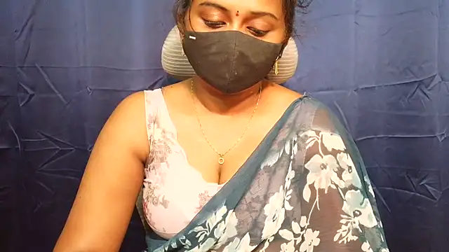 Snapshot of Pavani-Sexy chatting on July 1, 4:29 pm Pavani-Sexy online show from July 1, 4:29 pm