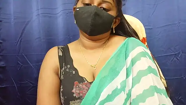 Snapshot of Pavani-Sexy chatting on July 8, 4:40 pm Pavani-Sexy online show from July 8, 4:40 pm