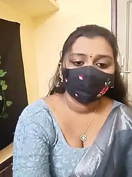 Snapshot of Pavani-Sexy chatting on February 11, 10:04 am Pavani-Sexy online show from February 11, 10:04 am