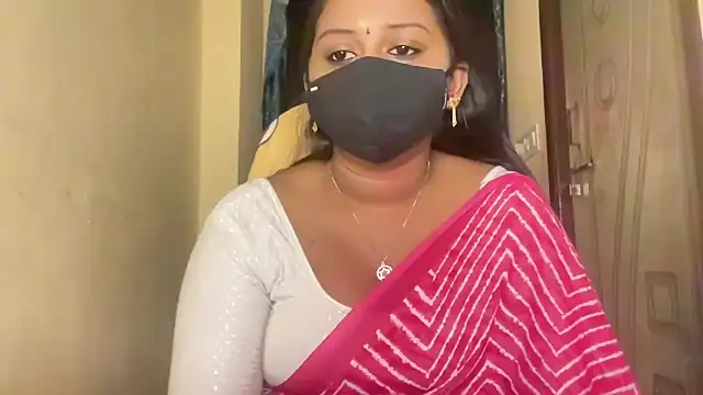 Snapshot of Pavani-Sexy chatting on March 3, 6:37 pm Pavani-Sexy online show from March 3, 6:37 pm