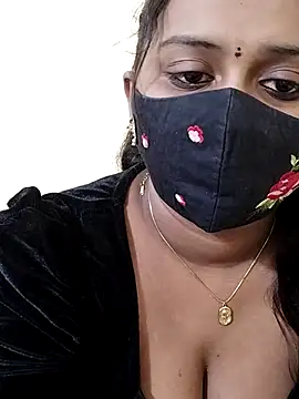 Snapshot of Pavani-Sexy chatting on February 6, 11:28 am Pavani-Sexy online show from February 6, 11:28 am