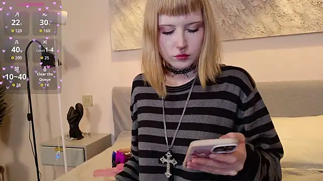 MilkMeSoftly online show from May 11, 8:27 am