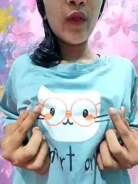 Snapshot of MariaEva69 chatting on October 15, 8:28 pm MariaEva69 online show from October 15, 8:28 pm